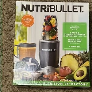 Nutribullet 8pc set brand new in box.